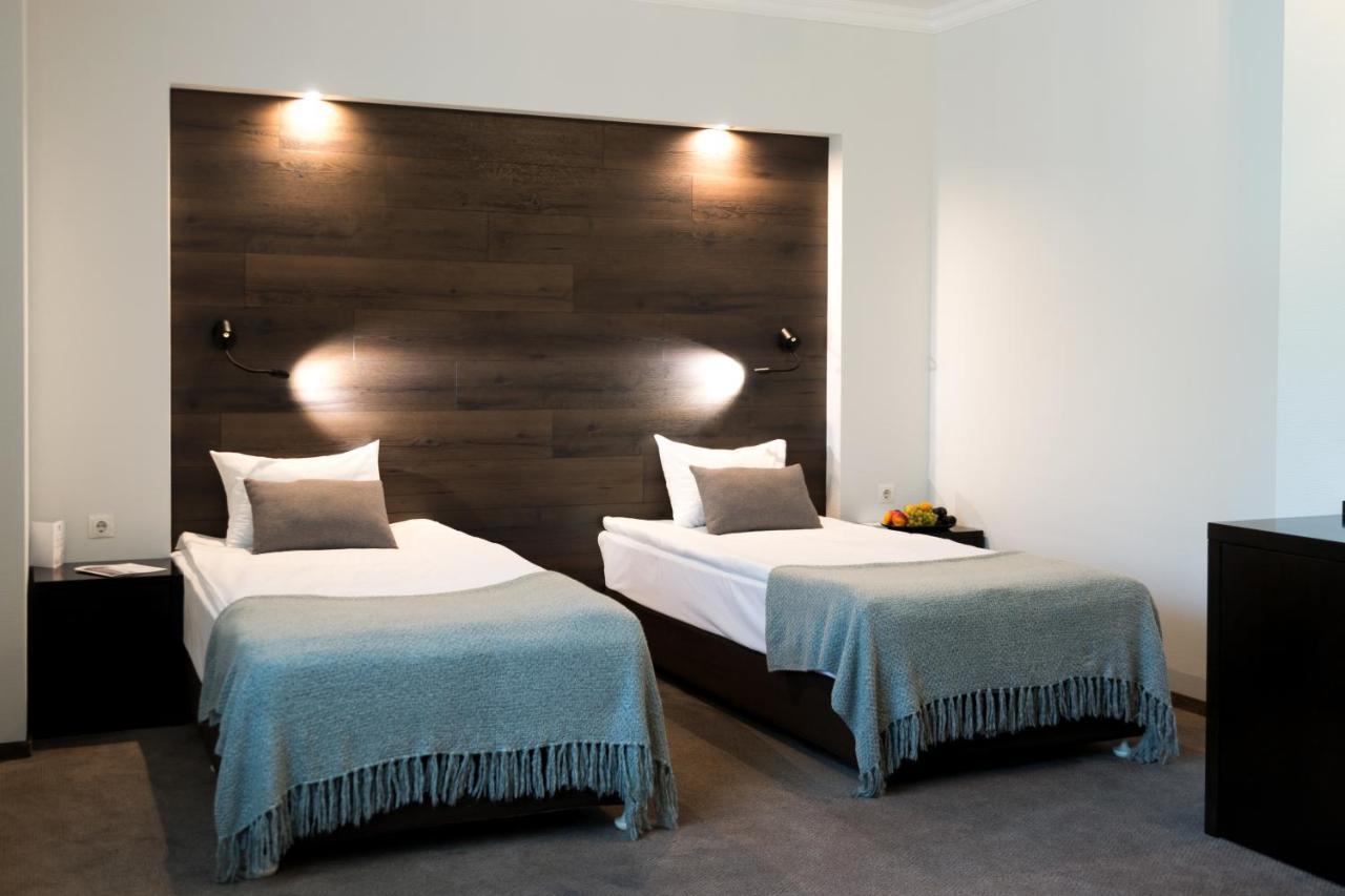 Riverside- Hotel And Mice تشيرنيهيفسكا المظهر الخارجي الصورة
