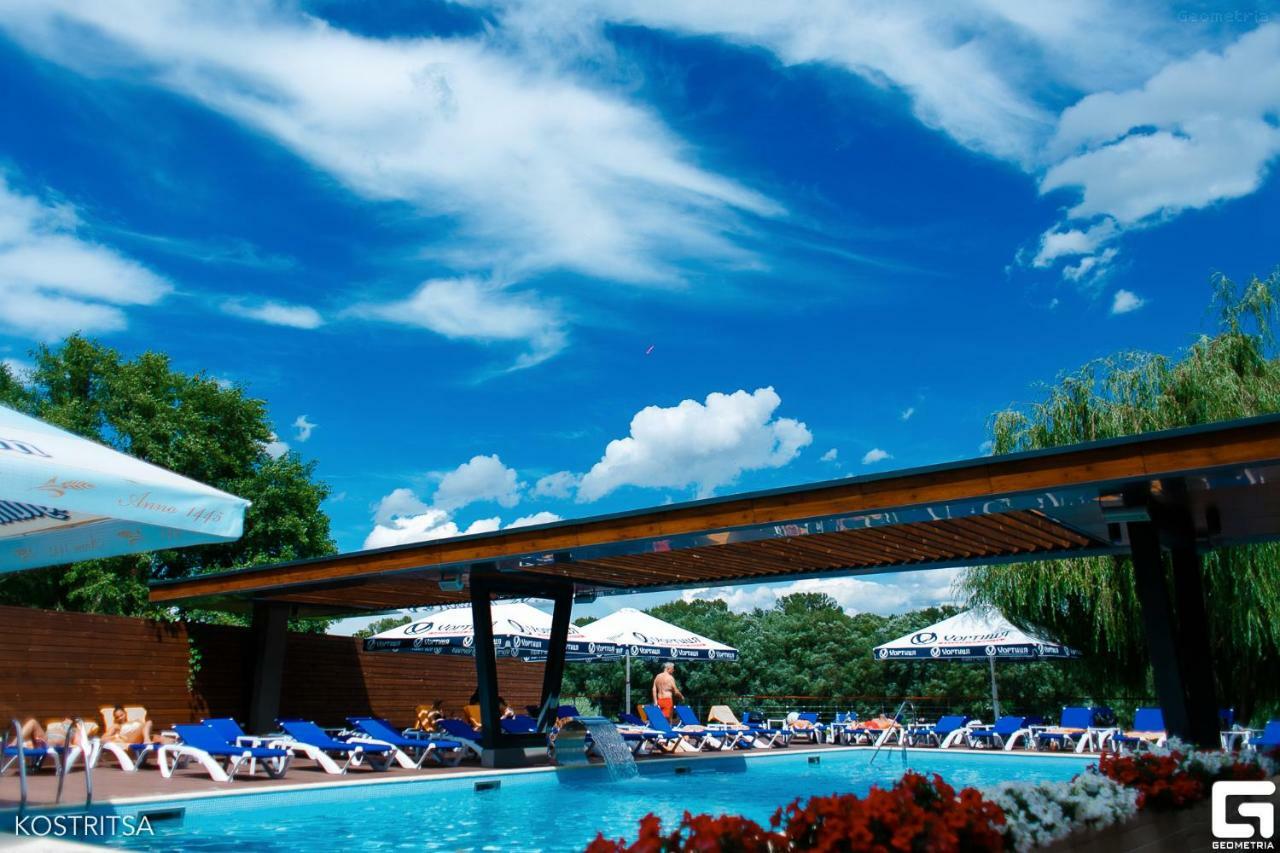 Riverside- Hotel And Mice تشيرنيهيفسكا المظهر الخارجي الصورة