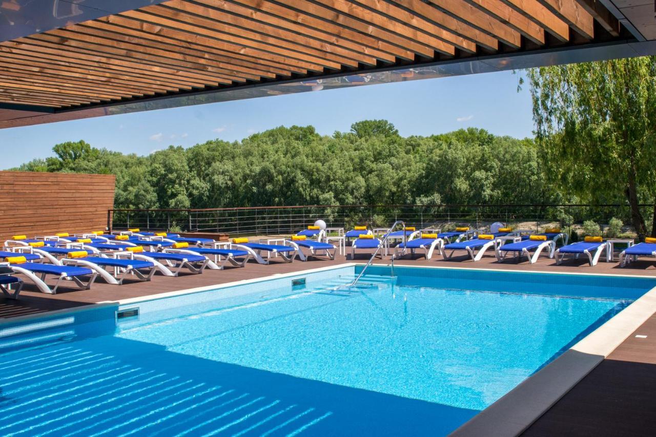 Riverside- Hotel And Mice تشيرنيهيفسكا المظهر الخارجي الصورة