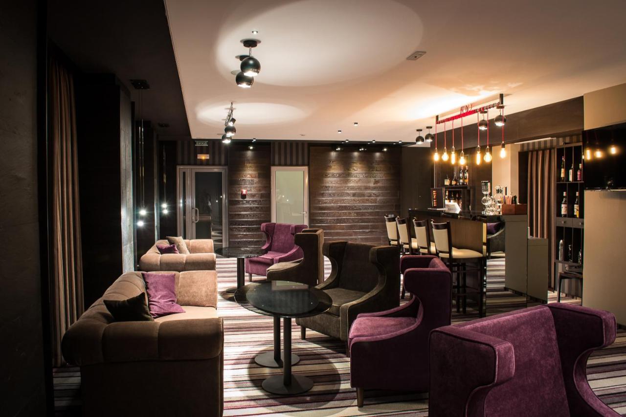 Riverside- Hotel And Mice تشيرنيهيفسكا المظهر الخارجي الصورة